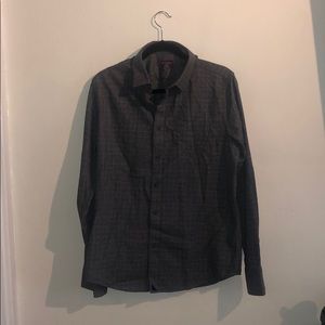 Men’s untuckit long sleeve L